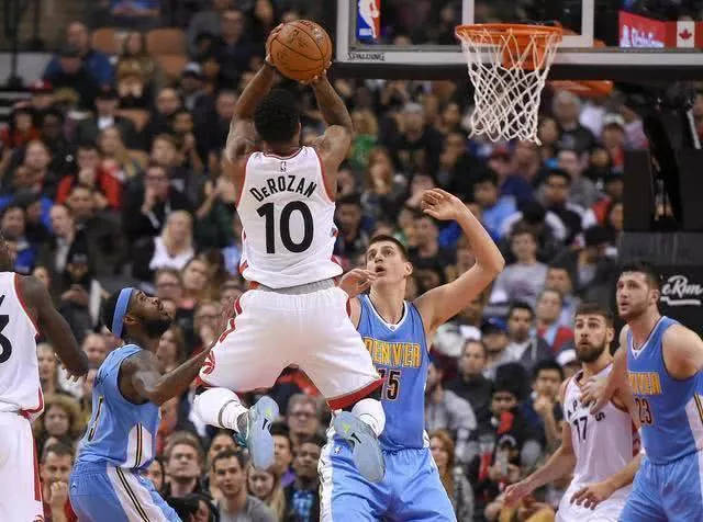 库里坦言 库里坦言